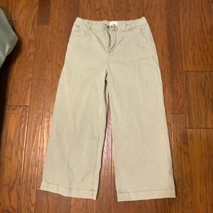 Casalon wide leg sage green slacks